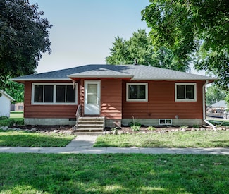 461 Ash St E, Trimont, MN 56176