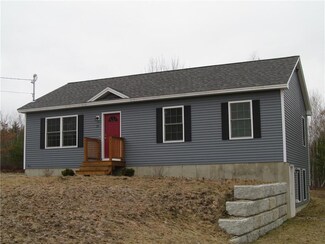 21 Moose Ln, Lebanon, ME 04027