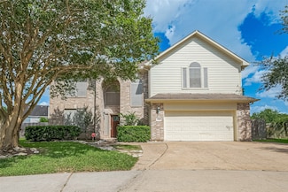 15603 Mustang Island Dr, Sugar Land, TX 77498