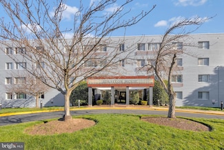 3601 5th St S Unit 205, Arlington, VA 22204