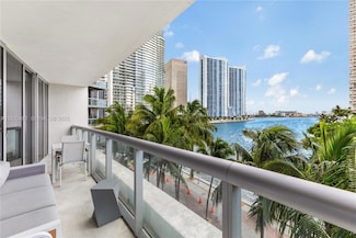 465 Brickell Ave Unit B-417, Miami, FL 33131