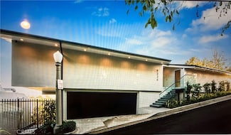 9336 Lloydcrest Dr, Beverly Hills, CA 90210