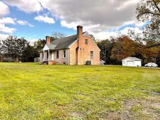 29318 N James Madison Hwy, New Canton, VA 23123
