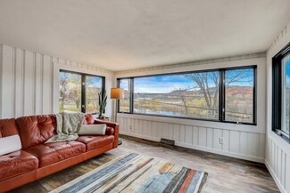 N3834 Tipperary Rd, Poynette, WI 53955