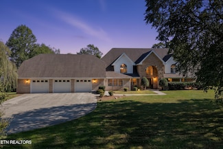 7112 Warren Ln, Corryton, TN 37721