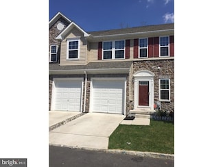 63 Franklin Cir, Somerdale, NJ 08083