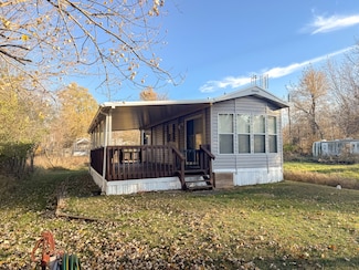 29/7 Woodhaven, Sublette, IL 61367