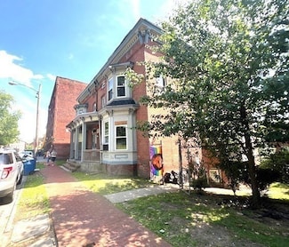 40 Byers St, Springfield, MA 01105