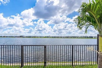 9076 NW 158th St Unit 9076, Miami Lakes, FL 33018