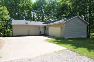 2430 Wabash Rd, Lansing, MI 48910