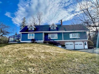 751 Chesterfield Hollow Rd, Saint Johnsbury, VT 05819