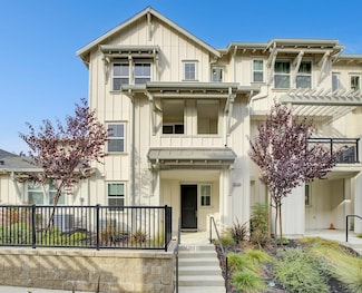 6405 Laguna Seca Ln, Gilroy, CA 95020