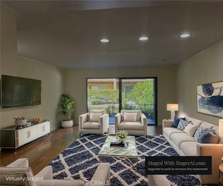 124 Tangelo Unit 390, Irvine, CA 92618