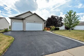 2001 Midday Dr, Zion, IL 60099