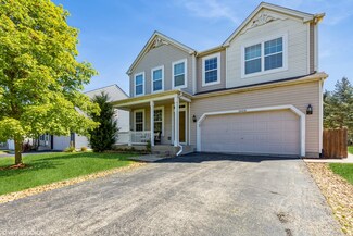 1020 Pine View Dr, Joliet, IL 60432