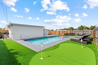 2137 Longwood Rd, West Palm Beach, FL 33409