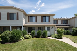932 Monroe Ct Unit 46, Vernon Hills, IL 60061