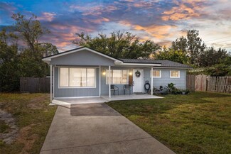 1295 Lakeview Rd, Clearwater, FL 33756