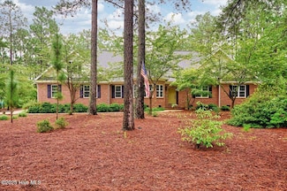 7 Aurora Dr, Whispering Pines, NC 28327