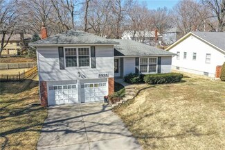 9206 Switzer St, Overland Park, KS 66214