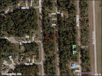 8055 Rolling Cir, Port Labelle, FL 33935