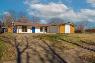 3061 Dothan Ln, Dallas, TX 75229