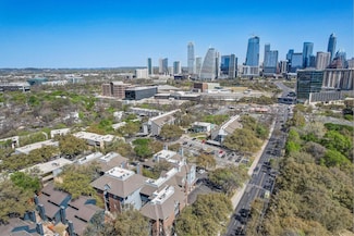 700 S 1st St Unit 304, Austin, TX 78704