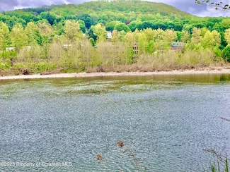 328 River St, Susquehanna, PA 18847