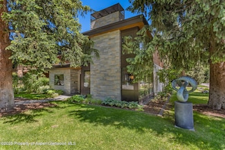 700 W Smuggler St, Aspen, CO 81611