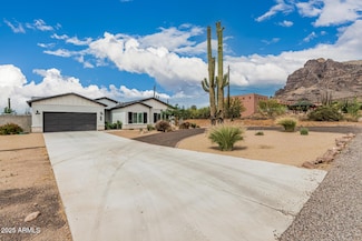 5670 E Singletree St, Apache Junction, AZ 85119