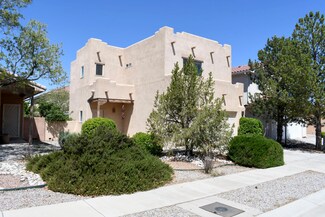 7527 Cricket Hill Dr NE, Albuquerque, NM 87113