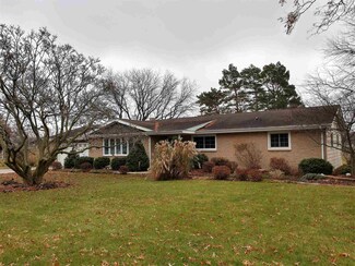 1080 W Main St, Berne, IN 46711
