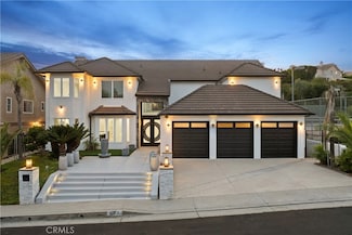 5965 Nora Lynn Dr, Woodland Hills, CA 91367
