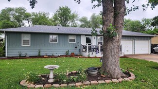 1200 W 9th St, Newton, KS 67114