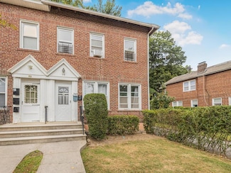 48 Tibbetts Rd Unit 2nd Floor, Yonkers, NY 10705