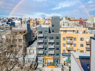 941 57th St Unit 3B, Brooklyn, NY 11219