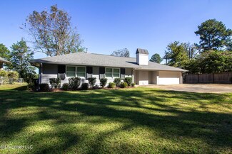 624 Lake Cavalier Rd, Madison, MS 39110
