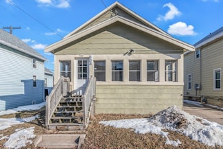 504 Ceape Ave, Oshkosh, WI 54901