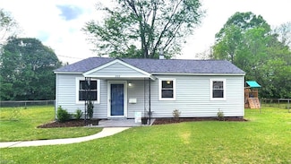 208 Gee St, Portsmouth, VA 23702