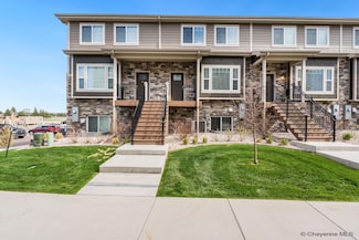 6516 Faith Dr, Cheyenne, WY 82009