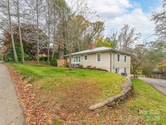 32 Chiles Ave, Asheville, NC 28803