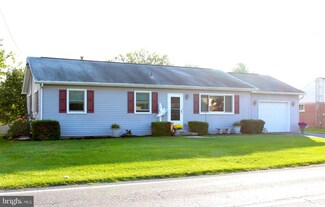 1101 Sollenberger Rd, Chambersburg, PA 17202