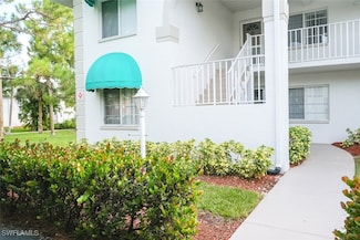 345 Gabriel Cir Unit 2411, Naples, FL 34104