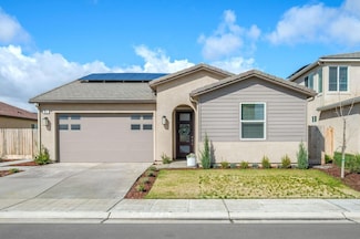 644 Atlantica Dr S, Madera, CA 93636
