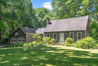 42 Pinewood Rd, Bolton, MA 01740