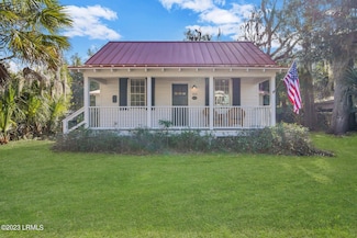 1104 Greene St, Beaufort, SC 29902