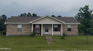 6130 Road 541, Kiln, MS 39556