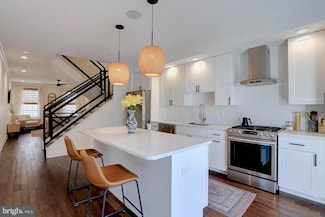 107 W Ropewalk Ln, Baltimore, MD 21230