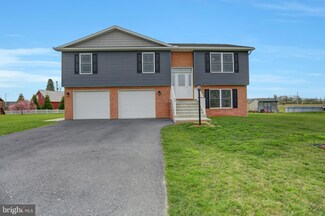 37 Noble Dr, Shippensburg, PA 17257