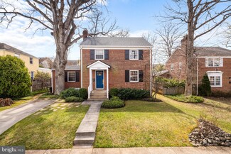 5914 Wilmett Rd, Bethesda, MD 20817